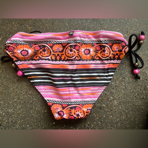 La vie en rose bikini - Picture 4 of 7